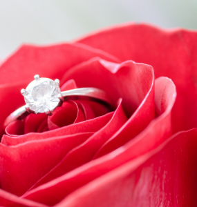 engagement diamond ring