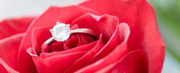 engagement diamond ring