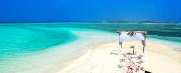 beach wedding ceremony