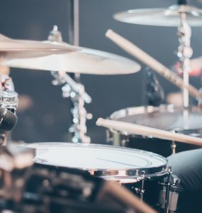 band vs dj for wedding