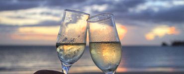 who gives speeches at weddings