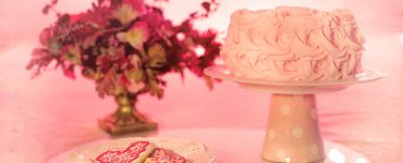 how to freeze wedding cake