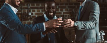 who plans the bachelor party