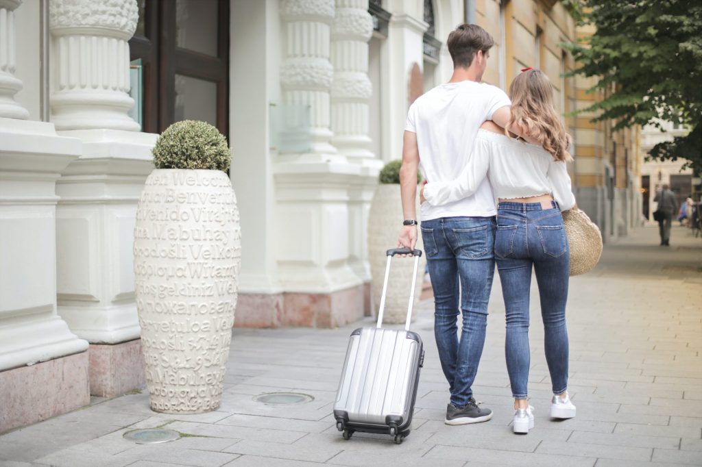 12 of the Best Inexpensive Honeymoon Destinations - Yeah Weddings