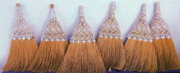 what is jumping the broom