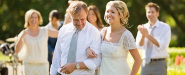 does the father of the bride match groomsmen