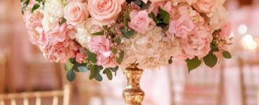 Creative and stylish pink and gold wedding decor ideas, including floral arrangements, table settings, and accents to enhance your special day with romantic elegance.