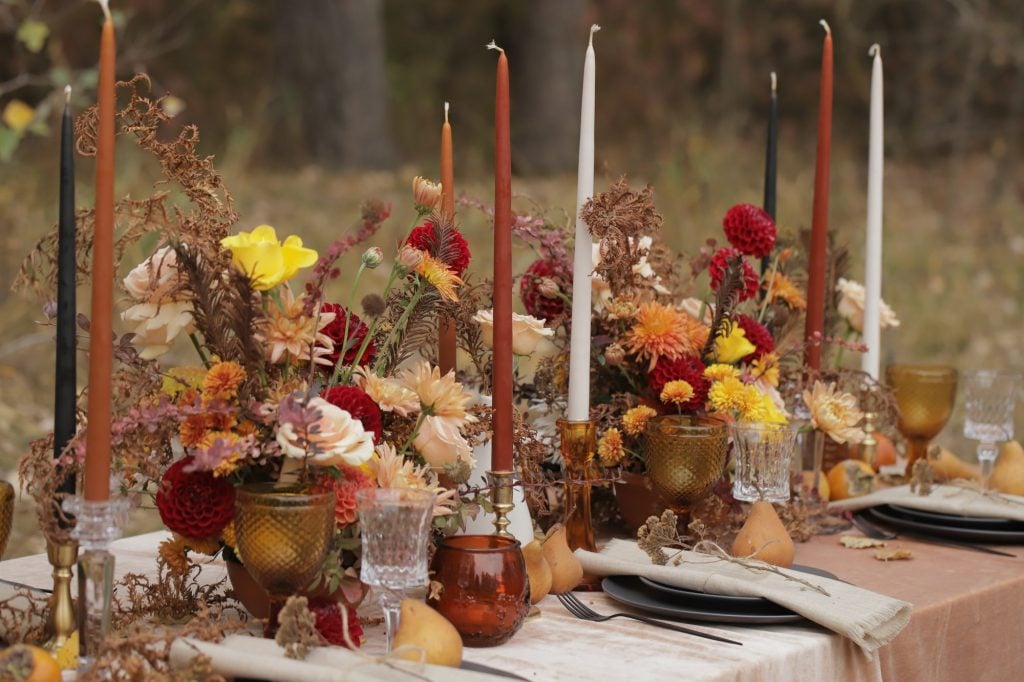 autumn wedding centerpieces and table settings