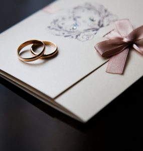 wedding invitation with rings