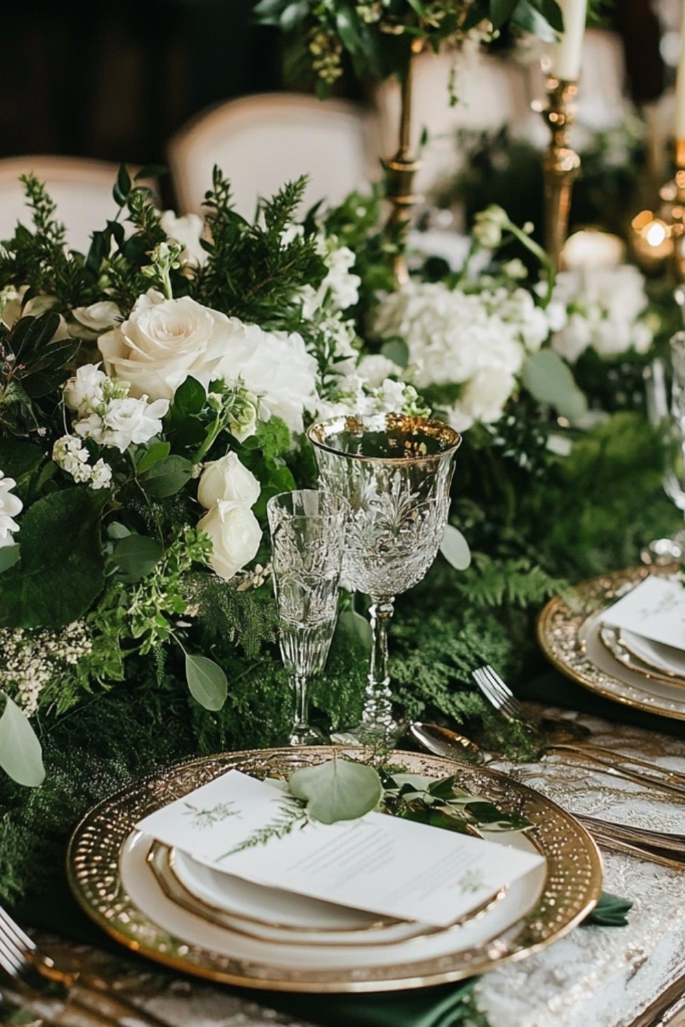19 Emerald Green Wedding Color Ideas: Inspiration for a Bold and ...