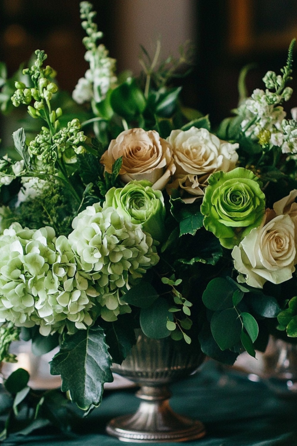 19 Emerald Green Wedding Color Ideas: Inspiration for a Bold and ...