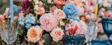 Embrace blue and pink wedding colors to craft an unforgettable celebration that reflects your love story and resonates with your guests.