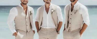 Stylish beach wedding groomsmen outfits in various styles, showcasing the balance of comfort and elegance for a memorable seaside celebration.